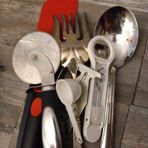 bundle of kitchen tools